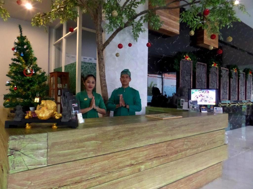 Bukit Daun Hotel And Resort Kediri  Eksteriør bilde