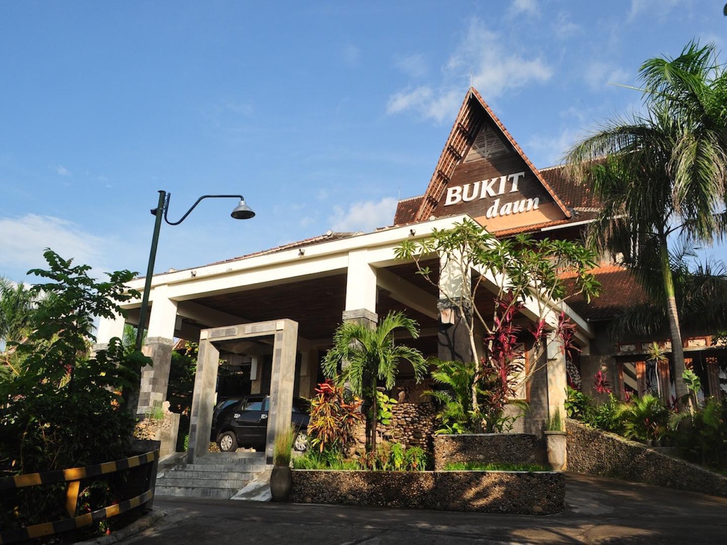 Bukit Daun Hotel And Resort Kediri  Eksteriør bilde