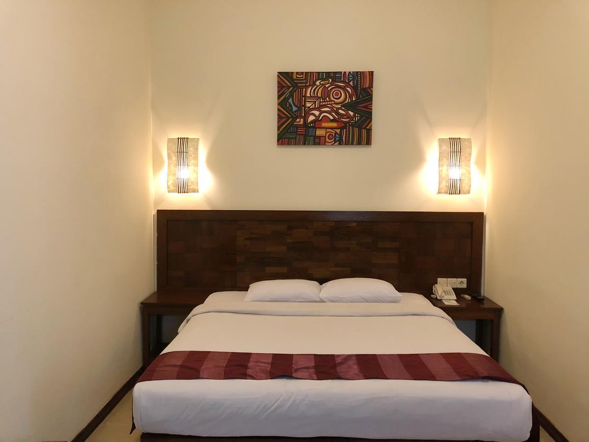 Bukit Daun Hotel And Resort Kediri  Eksteriør bilde